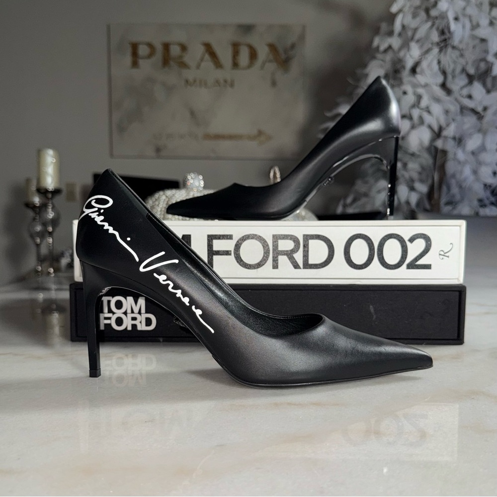 New Gianni Versace Black Logo Print 80mm Leather Pumps